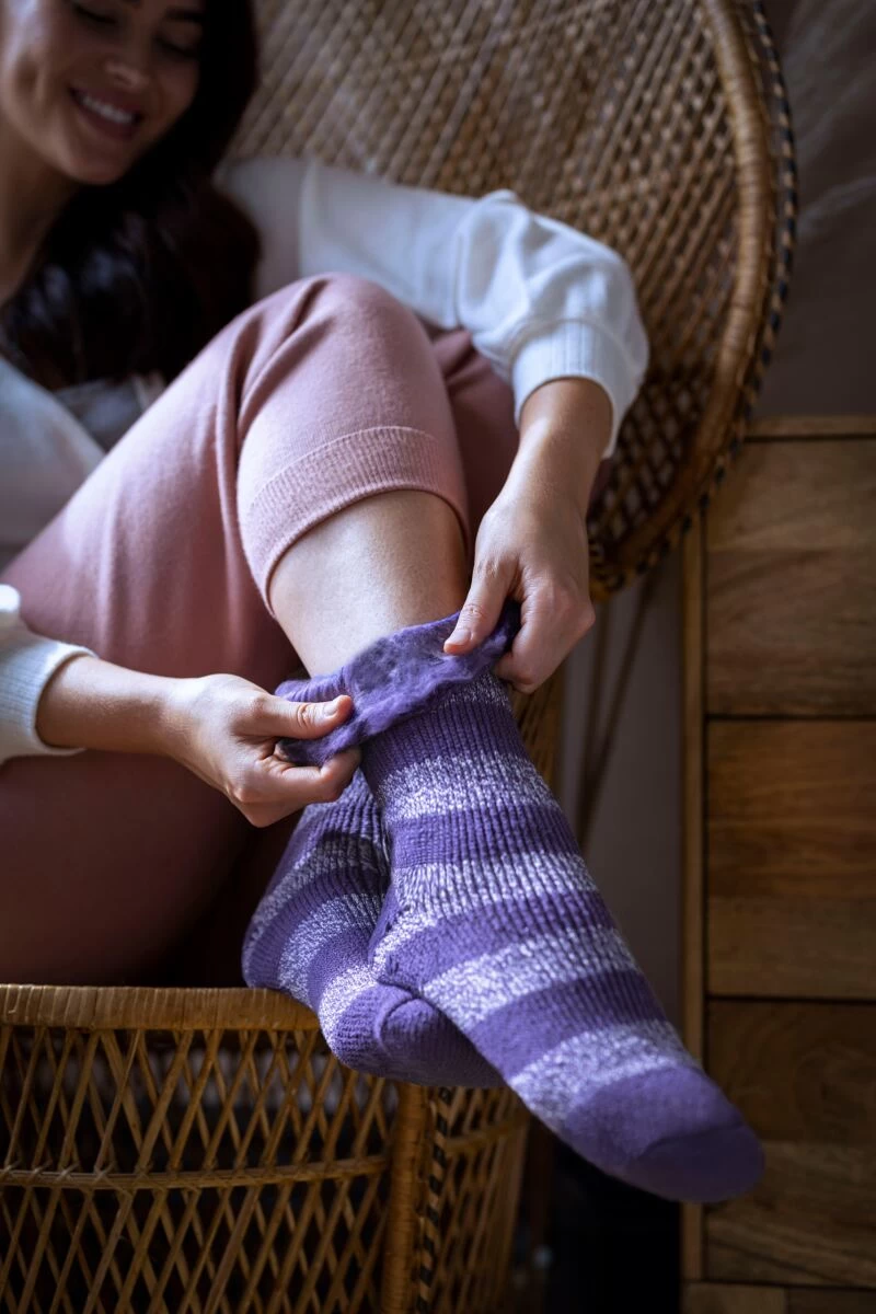 Ladies 1 Pair SOCKSHOP Heat Holders 2.3 TOG Patterned Thermal Socks - Image 2