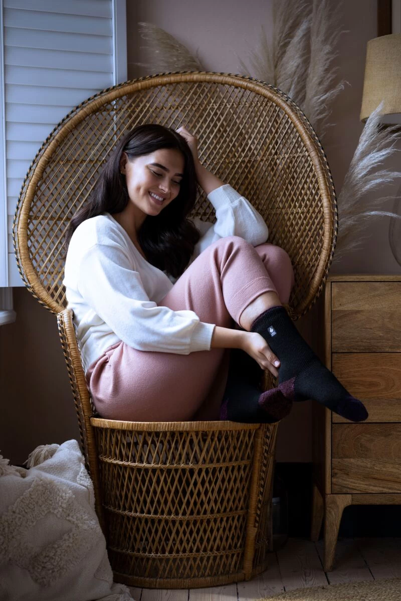 Ladies 1 Pair SOCKSHOP Heat Holders 2.3 TOG Patterned Thermal Socks - Image 3