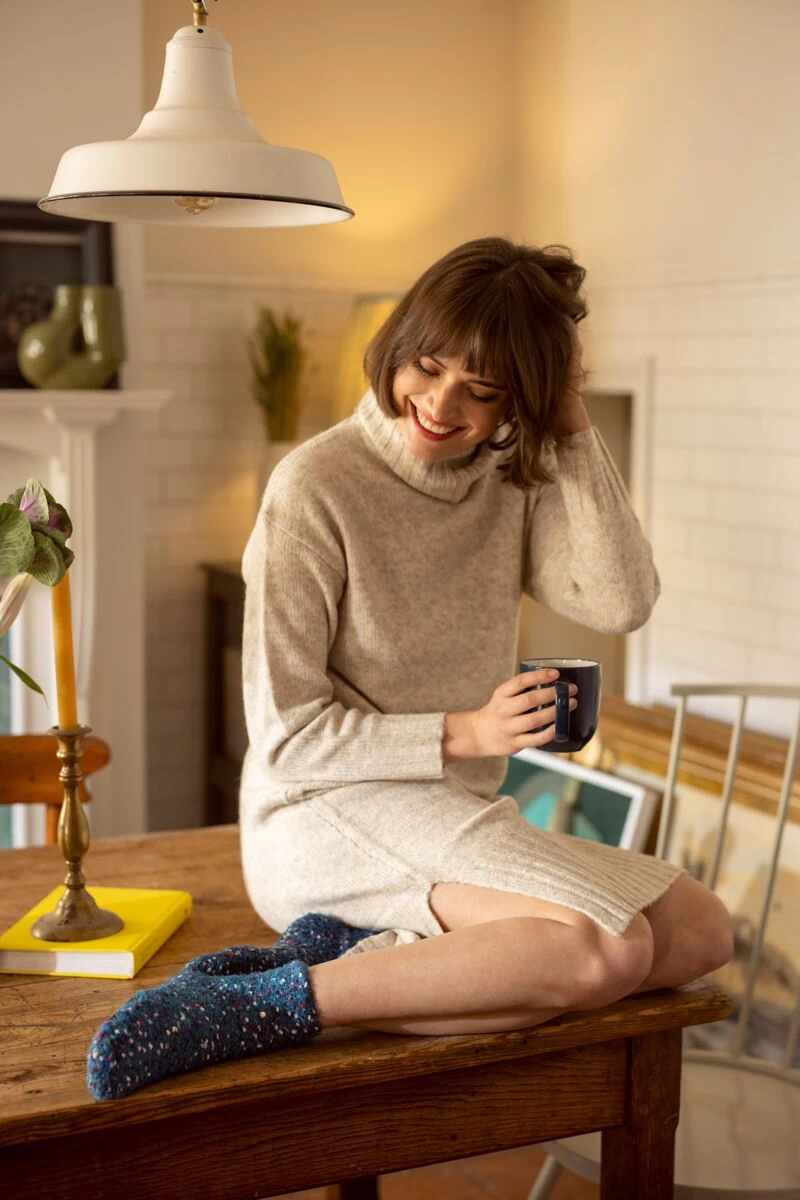 Ladies 2 Pair SOCKSHOP Popcorn Feather Slipper Socks With Grip - Image 2